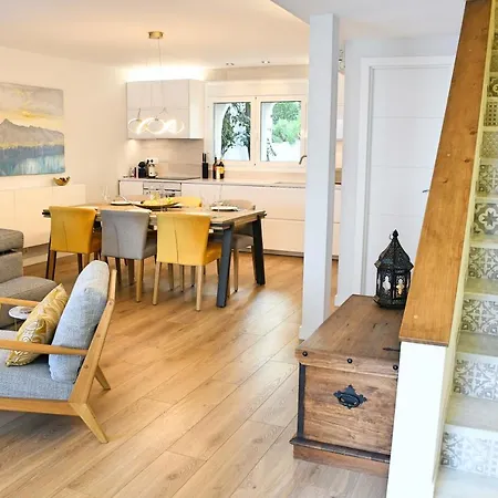 Yellow Jasper - Gemstone Getaway Holiday home Marbella