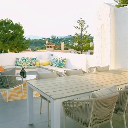 Yellow Jasper - Gemstone Getaway Holiday home