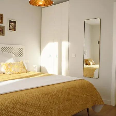 Yellow Jasper - Gemstone Getaway Holiday home