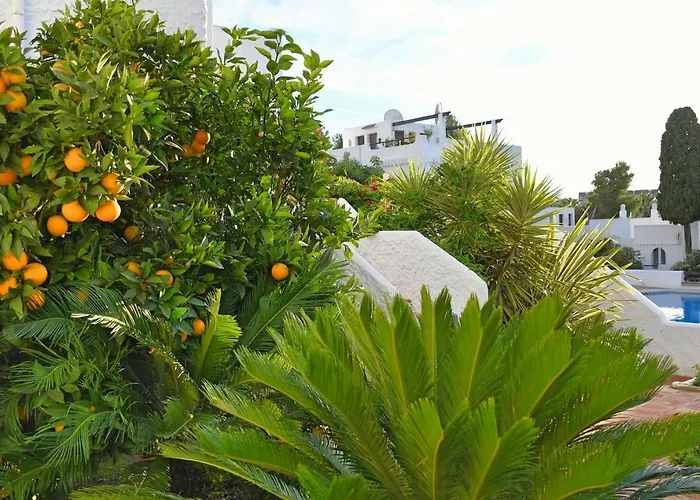 Yellow Jasper - Gemstone Getaway Holiday home